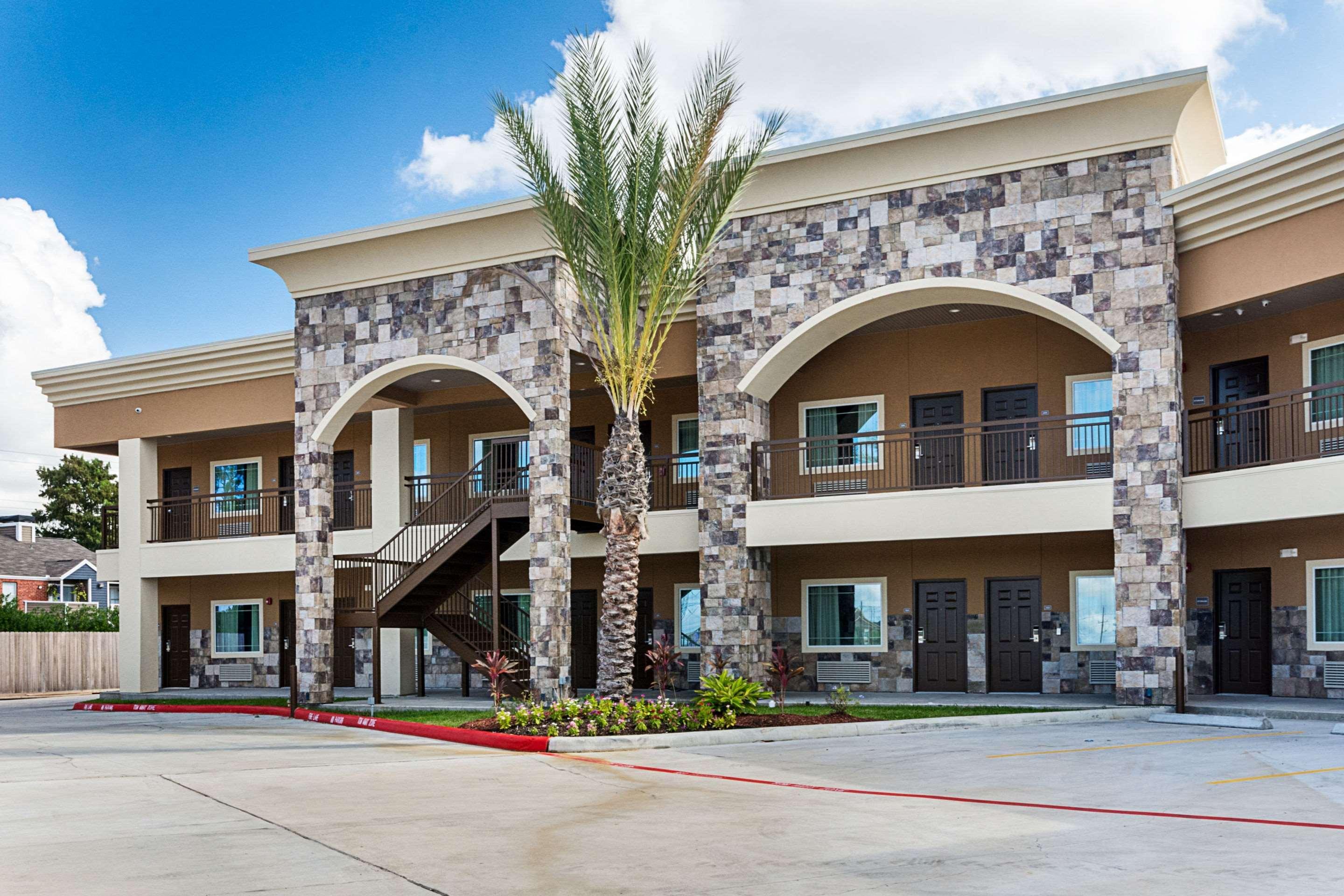 فندق إكونو لودج إن آند سويتس هيوستن نورث ويست سيتي فير Jersey Village المظهر الخارجي الصورة